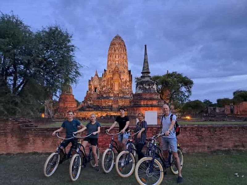 Ayutthaya : excursion à vélo de 3 heures au coucher du soleil