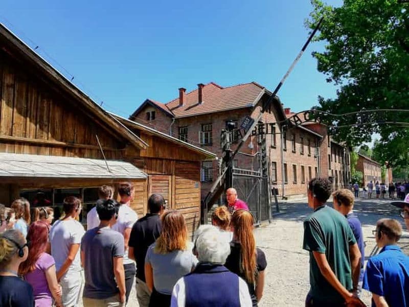 Cracovie : Visite guidée d'Auschwitz avec prise en charge et déjeuner facultatif.