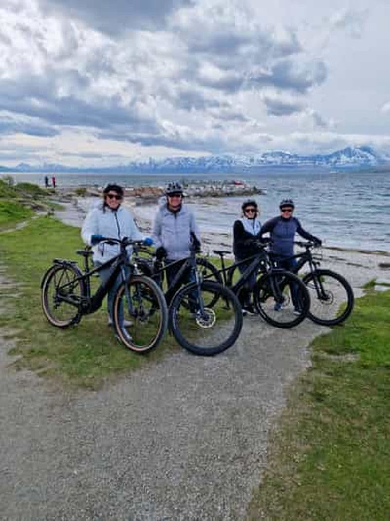 Billet Depuis Tromsø : visite des temps forts et de l'histoire de Tromsø à vélo électrique