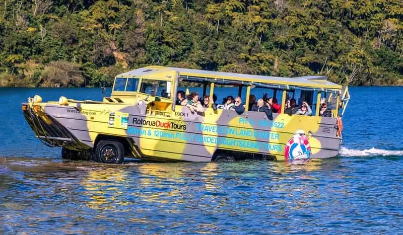 Billet Visite de la ville de Rotorua et de ses lacs en véhicule amphibie