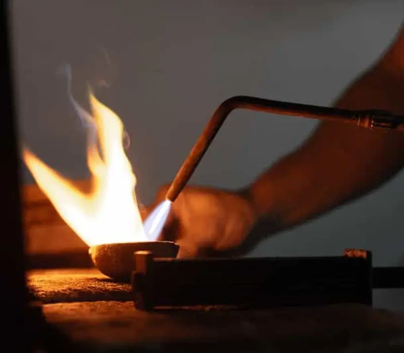 Uvita : Expériences de fabrication de bijoux