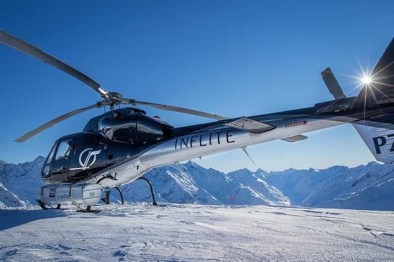 Mont Cook : vol panoramique en hélicoptère avec atterrissage dans les Alpes