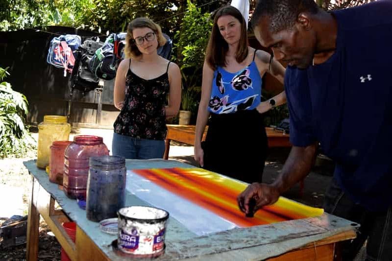 Billet Arusha : Cours de peinture