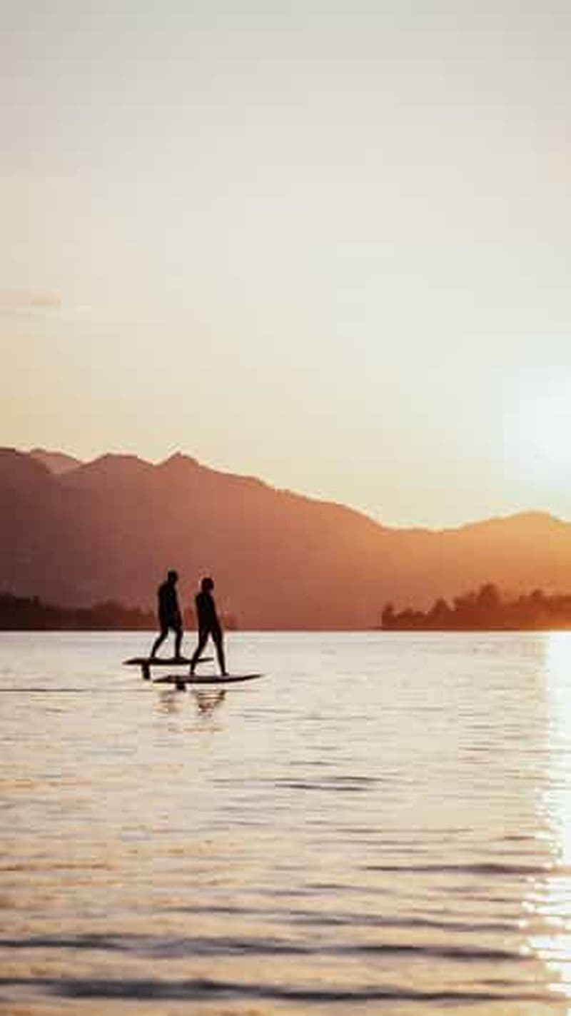 Lago Maggiore: lezione privata di E-foil