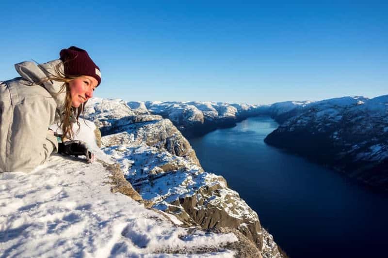 Croisière à Lysefjorden et randonnée guidée à Preikestolen - hiver