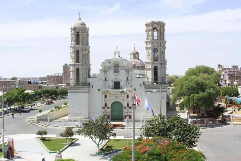 Depuis Piura, visite de Sechura et planche à voile