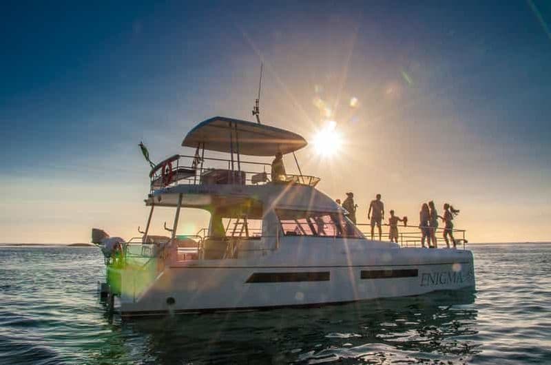 Le Cap : croisière au champagne au coucher du soleil et dîner à trois plats