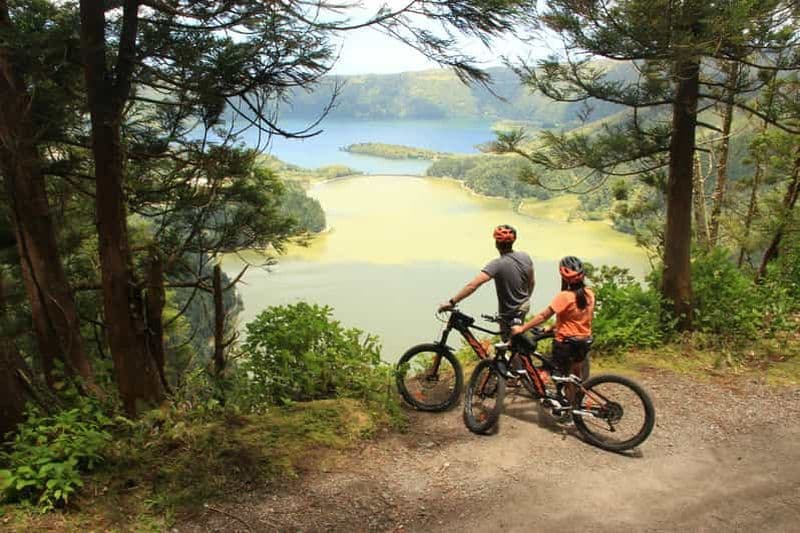 Billet Sete Cidades : Location de vélos électriques avec GPS et carte
