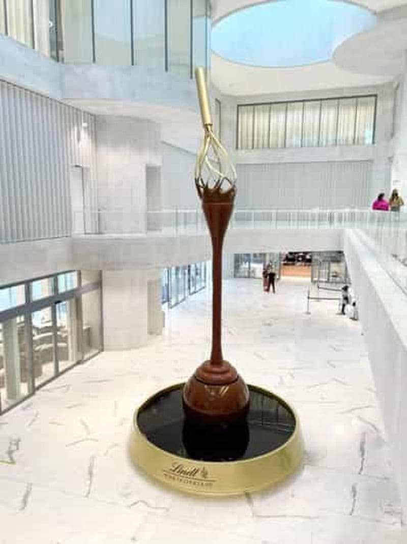 Zurich Lindt Chocolate Factory Ticket with Hotel Pickup