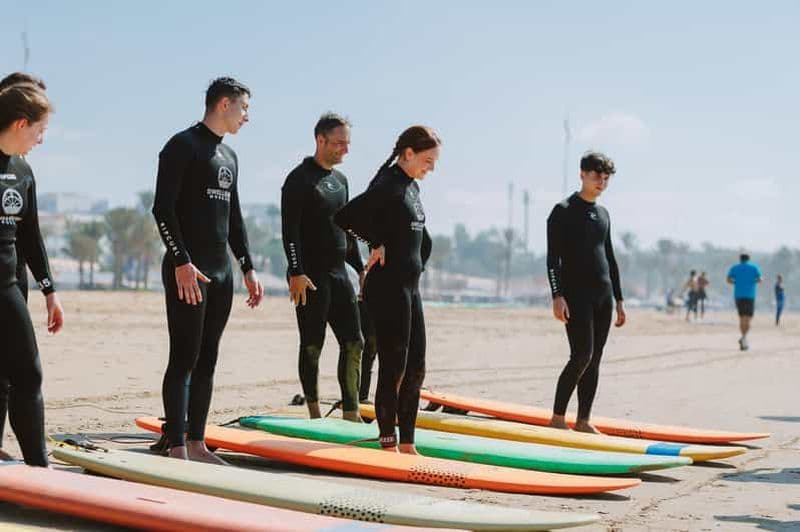 Agadir : cours de surf en petit groupe