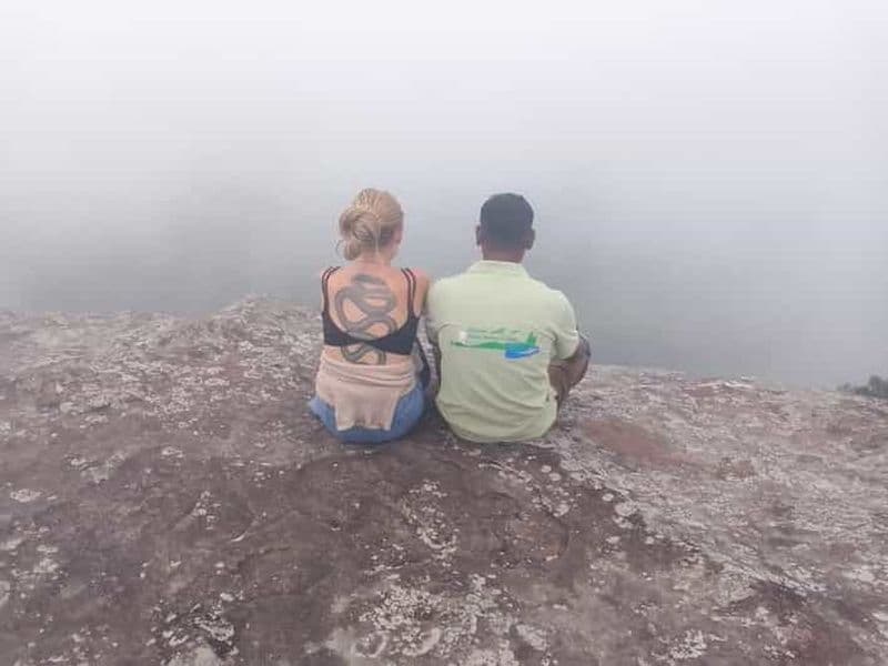 Munnar : Aventure Trekking au lever du soleil avec petit déjeuner