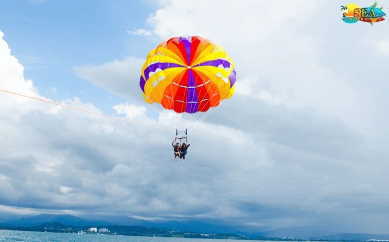 Parasailing et Jetski à Vasco Beach
