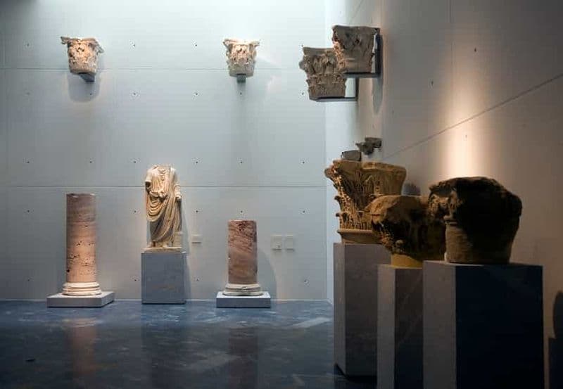 Carthagène : Théâtre romain, forum, château et ascenseur panoramique