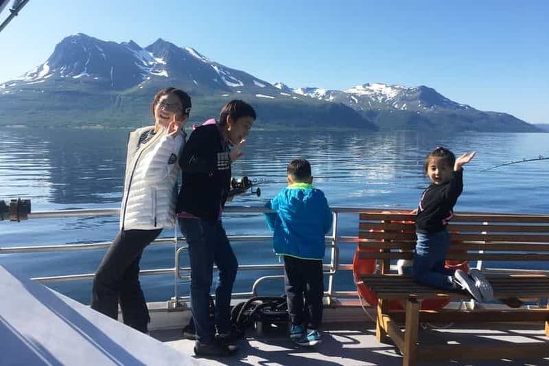 Croisière dans les fjords et pêche à Tromsø – déjeuner inclus