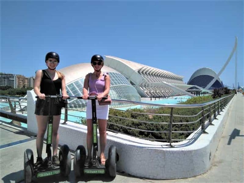 Billet Valence : Visite en Segway de la Cité des Arts et des Sciences