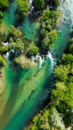 Bihać : kayak avec les pirates de l'Una sur la rivière Una