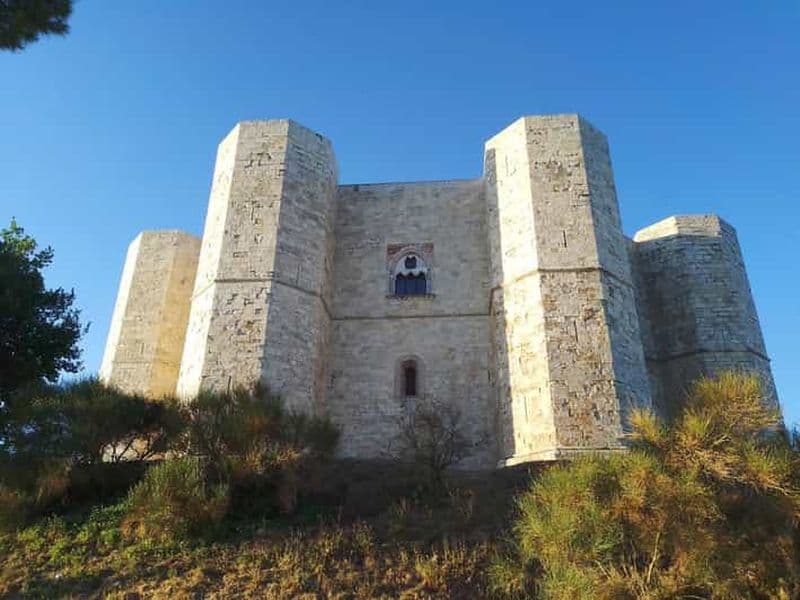 Visite privée du Castel del Monte : La couronne de l'Italie