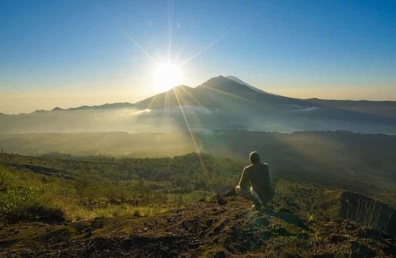 Bali : Randonnée au coucher du soleil sur le mont Batur avec pique-nique