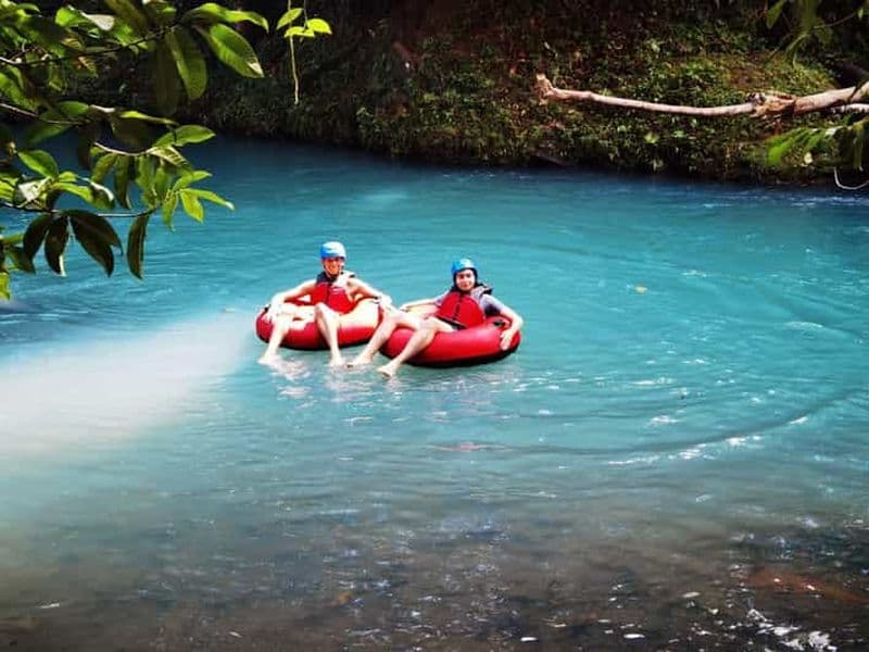 Tubing Rio Celeste : Aventure et nature