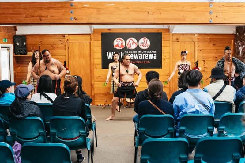 Billet Rotorua : Spectacle culturel Māori avec danse