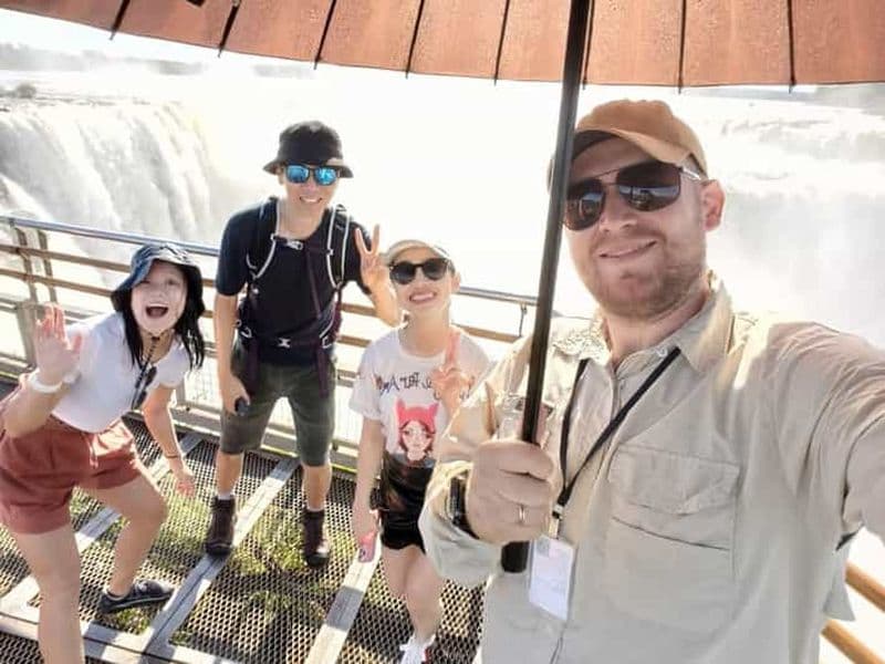 CHUTES DU BRÉSIL + EXCURSION EN BATEAU + PARC DES OISEAUX AVEC ENTRÉES INCLUSES