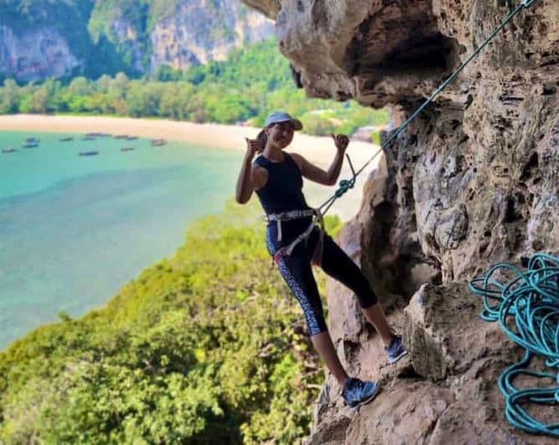 Krabi : Demi-journée privée d'escalade à Railay Beach