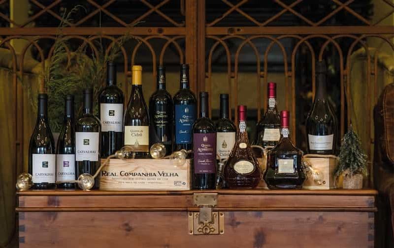 Pinhão : croisière en bateau Rabelo avec dégustation de porto dans une cave