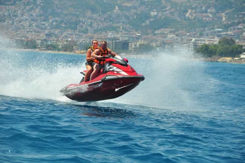 Billet Alanya Jet Ski Tour avec vue sur la côte et briefing sur la sécurité