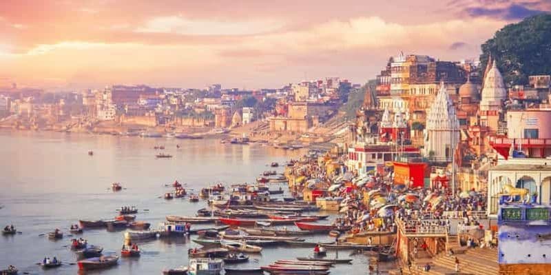 Varanasi : Visite privée de la ville et croisière sur le Gange