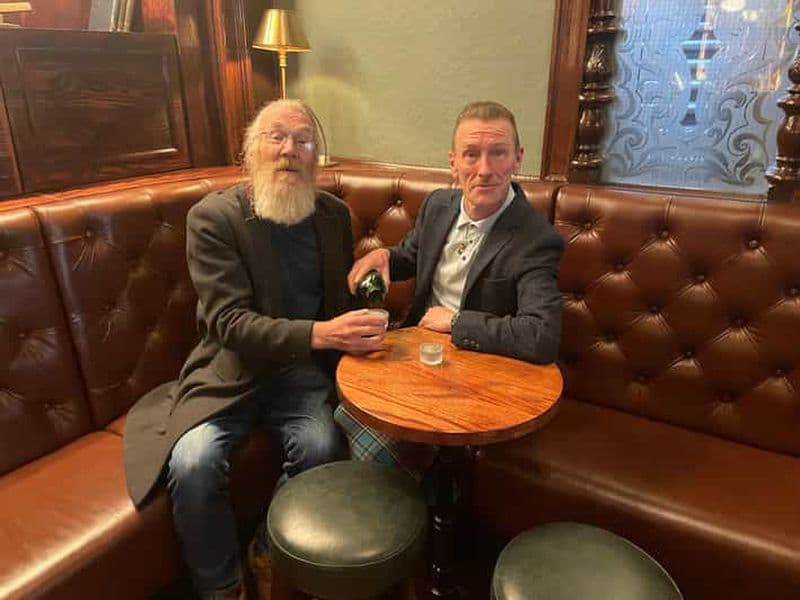 Glasgow : dégustez du whisky avec un Écossais.