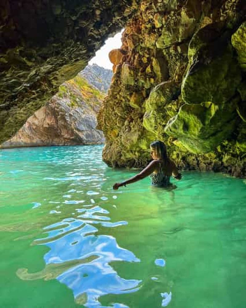 Vlore : Grotte des gemmes bleues et canyon secret, Expédition Karaburun