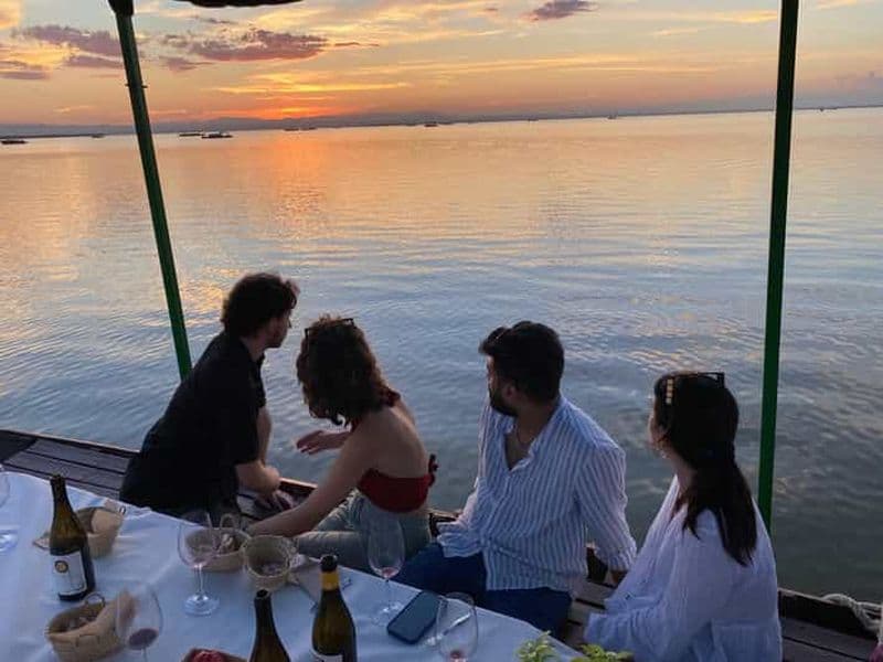 Valence : Sortie en bateau avec dégustation de vin valencien et tapas