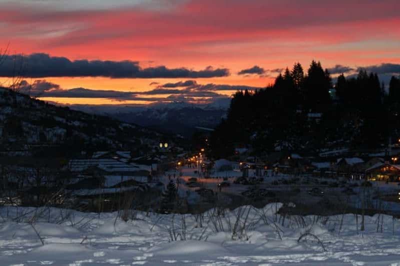 Bariloche : Excursion en motoneige avec dîner 4 étapes
