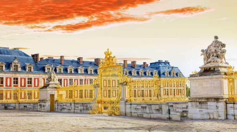Billet Au départ de Paris : Visite guidée de Versailles en minibus de luxe