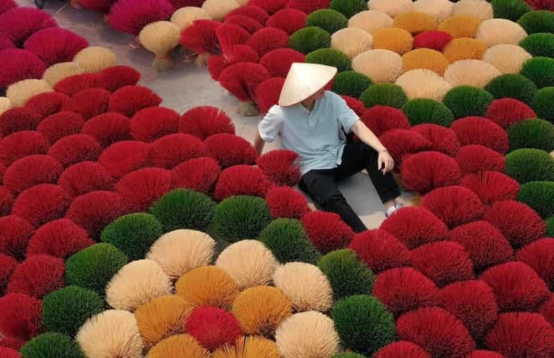 Hanoï : village des chapeaux et village de l'encens ou atelier de parfum