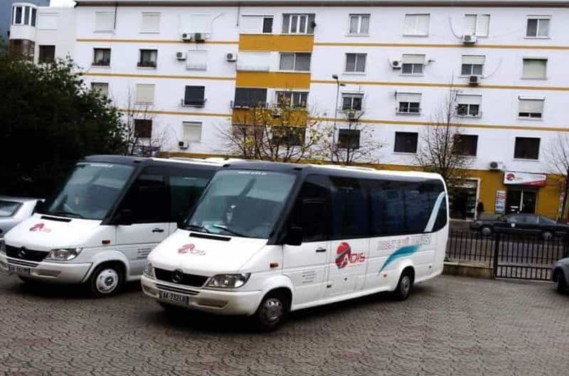 Tirana : Transfert en bus de/vers Durres et l'aéroport de Tirana