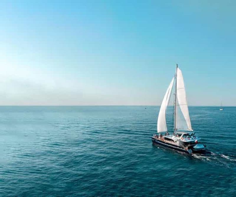 La Rochelle : Croisière en catamaran au coucher du soleil (2h00)