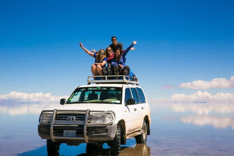 Billet Depuis La Paz : Visite en bus de 2 jours des salines d'Uyuni avec billets d'autobus