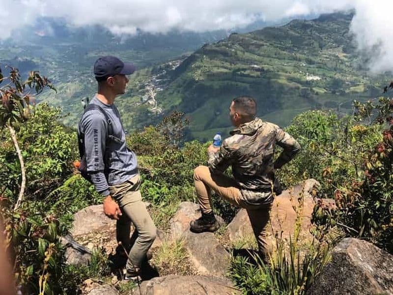 MEDELLÍN : ESCALADE ET CONQUÊTE DE LA PYRAMIDE NATURELLE DU CERRO TUSA