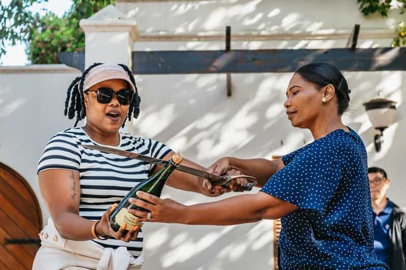 Depuis le Cap : circuit des vins dans 3 régions avec 3 domaines et 15 vins