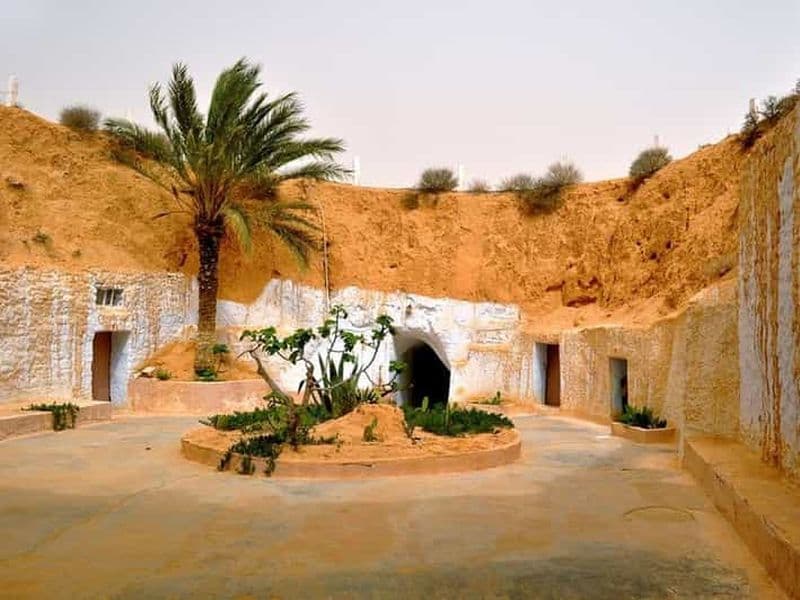 Billet Au départ de Tunis : visite nocturne de 2 jours dans le désert avec nuit sous tente bédouine