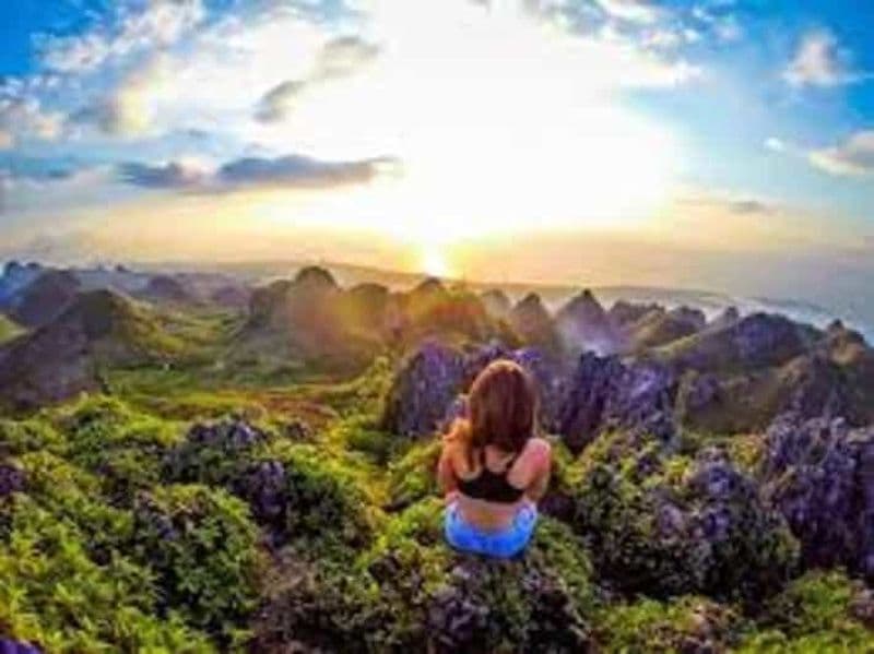 Cebu : Trekking au pic Osmeña et saut de falaise en canyoning à Kawasan