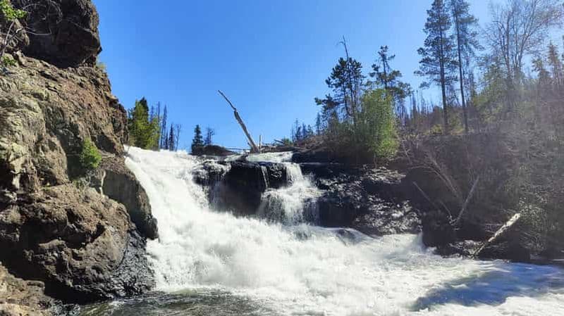 Eagle Lake, BC : Circuit des cascades cachées en 4x4
