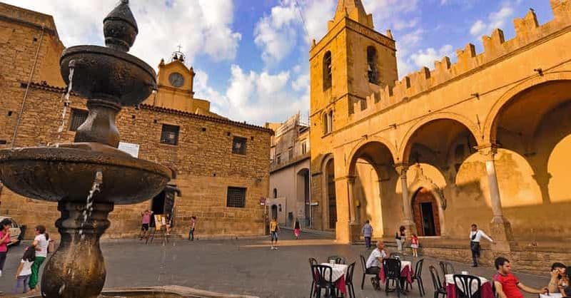 De Cefalù : villages siciliens authentiques et Happy Hour