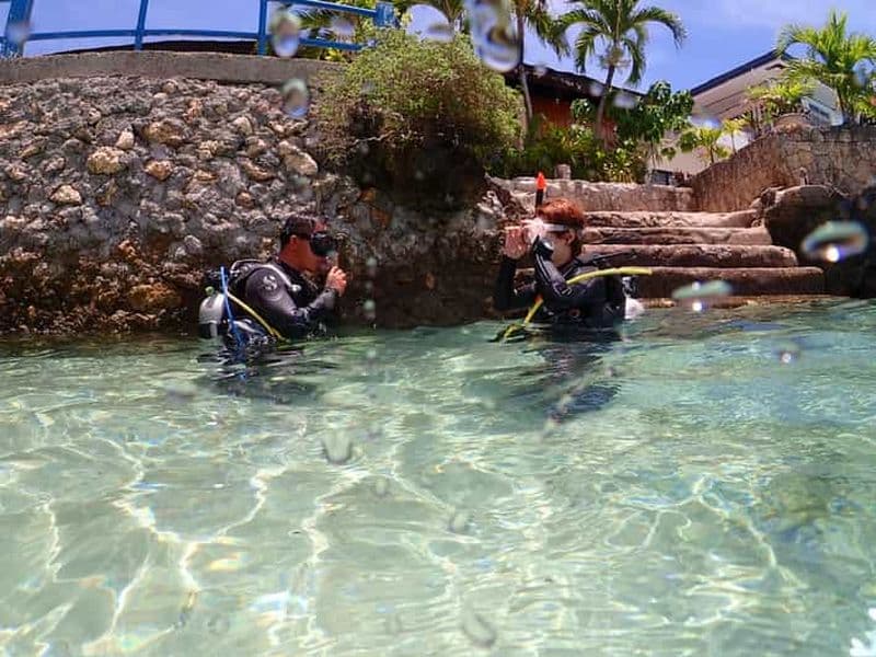 Cebu : plongée sous-marine sur la plage