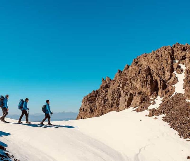 Au départ de Marrakech : Trekking de 3 jours pour l'ascension du Mont Toubkal
