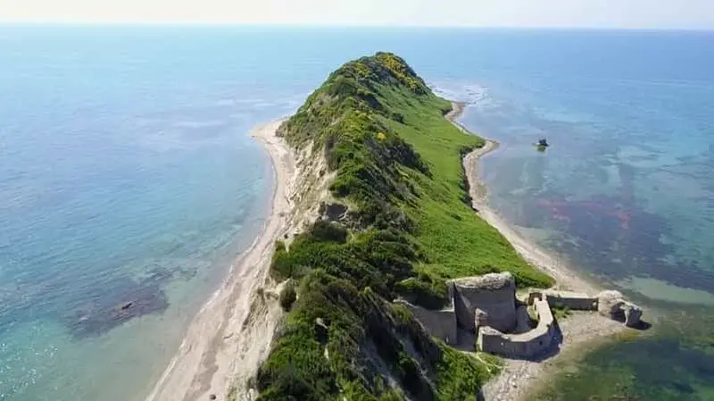 De Tirana/Durres : Le Cap de Rodon avec dégustation de vin