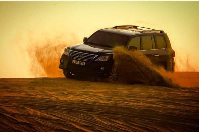Doha : demi-journée de repos Safari dans le désert, balade à dos de chameau, planche à voile
