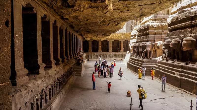 Ajanta & Ellora : Excursion d'une journée au départ de Mumbai avec billets d'avion