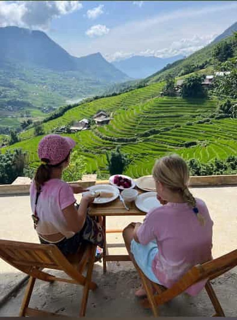 EXPLOREZ SAPA : TREK DE 2 JOURS ET 1 NUIT ET CULTURE HMONG AVEC DINH